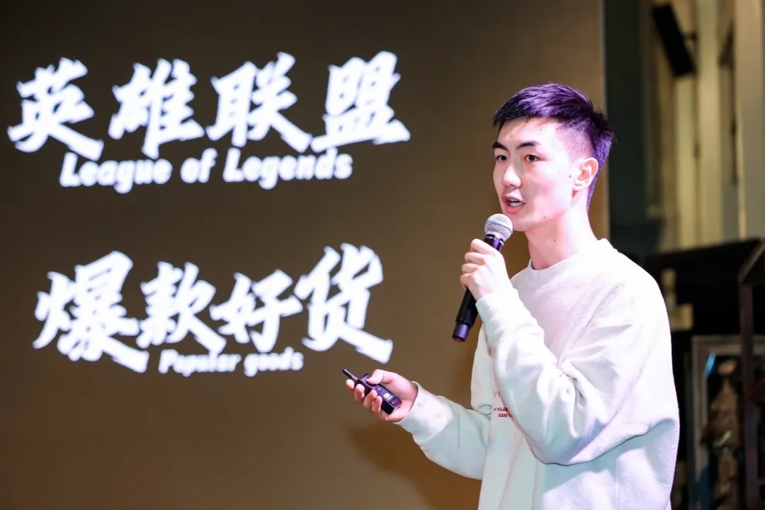 640.webp (12).jpg 640.webp (12).jpg